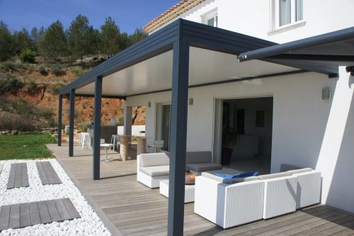 ﻿Pergola en aluminium 100 % recyclable