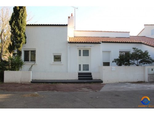 Pose de porte de garage PVC Le Grau du Roi